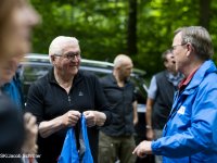 20210711_093353_Bundespräsident,Frank-Walter-Steinmeier,Wanderung,Heldrastein